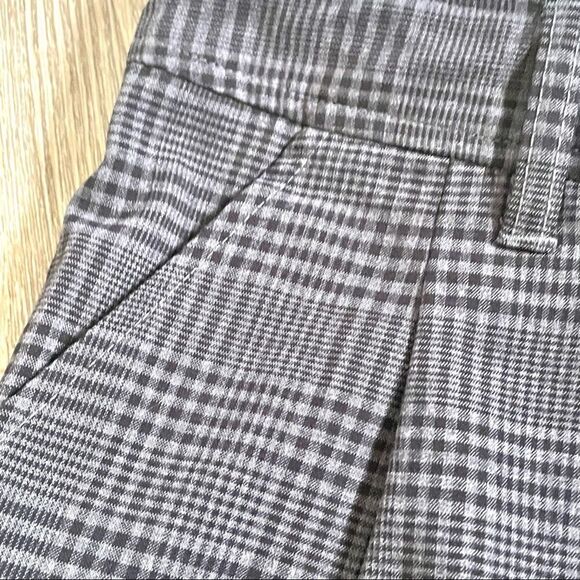 Frenchi plaid grey shorts - Picture 12 of 14